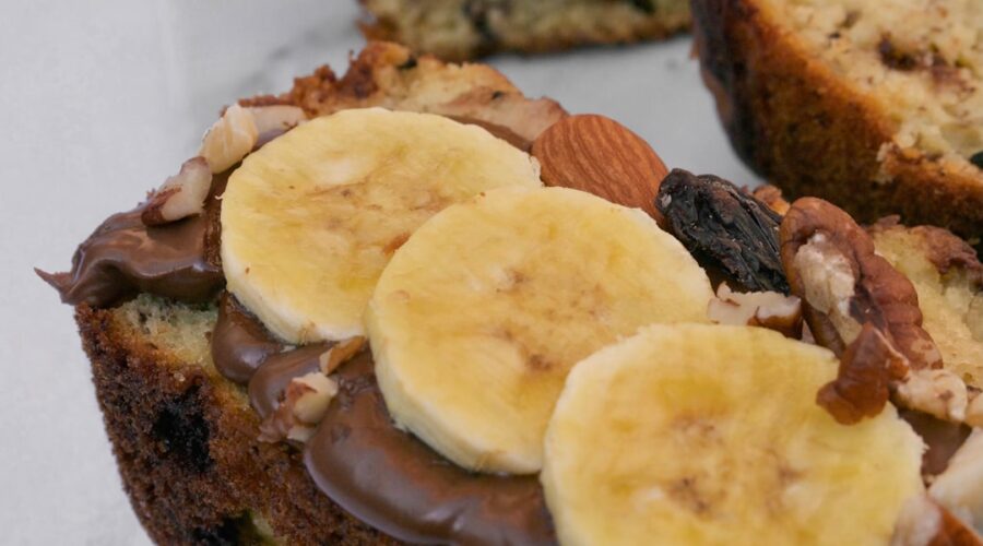 découvrez l'art du pain fait maison avec nos conseils faciles et nos délicieuses recettes. transformez votre cuisine en boulangerie et régalez vos proches avec des pains croustillants et moelleux, préparés avec amour.