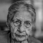 découvrez les remèdes traditionnels de grand-mère pour soulager naturellement les maux du quotidien. plantes médicinales, astuces de grand-mère et recettes familiales, retrouvez l'héritage des soins naturels pour une santé optimale.