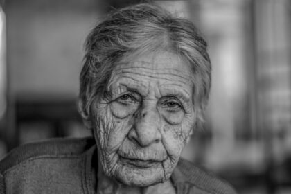 découvrez les remèdes traditionnels de grand-mère pour soulager naturellement les maux du quotidien. plantes médicinales, astuces de grand-mère et recettes familiales, retrouvez l'héritage des soins naturels pour une santé optimale.