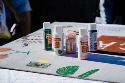 découvrez des remèdes efficaces pour soulager les maux de gorge. que ce soit des solutions naturelles ou des conseils pratiques, retrouvez des astuces pour atténuer la douleur et favoriser une guérison rapide.