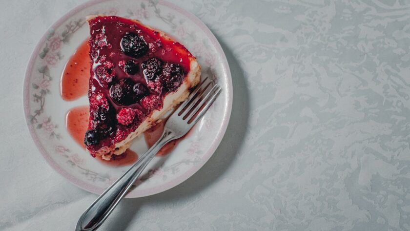 découvrez notre délicieuse tarte aux fraises, un dessert sucré et raffiné alliant une pâte croustillante, une crème onctueuse et des fraises fraîches juteuses. parfaite pour les amateurs de fruits, cette recette saura ravir vos papilles !