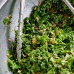 découvrez notre recette de salade césar, un mélange savoureux de laitue croquante, de croutons dorés, de poulet grillé, le tout nappé d'une vinaigrette crémeuse au parmesan. parfaite pour un repas frais et équilibré !