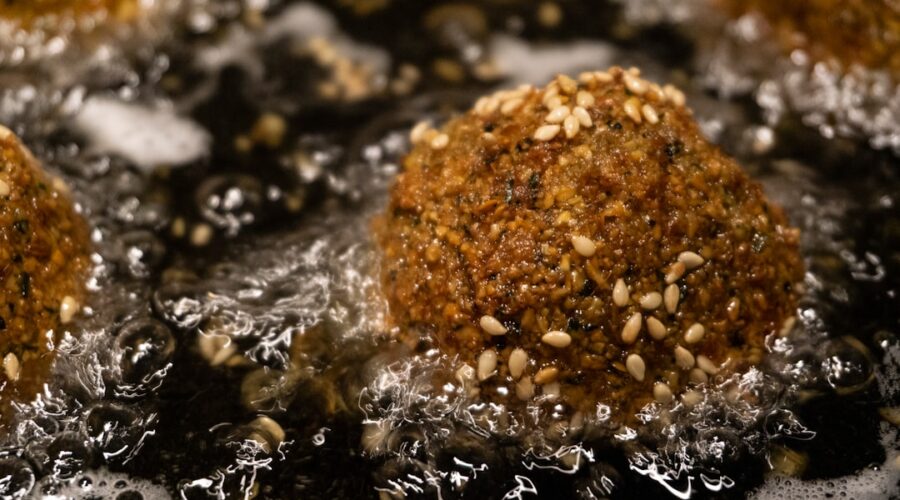 découvrez des recettes délicieuses et créatives pour les plats vegan, alliant saveurs et santé. que vous soyez végétalien ou simplement en quête d'une cuisine sans produits d'origine animale, ces recettes vous inspireront à adopter une alimentation éthique et gourmande.