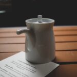 découvrez l'univers savoureux de la sauce soja, cet incontournable de la cuisine asiatique. à la fois douce et salée, elle rehausse vos plats et se marie parfaitement avec viandes, légumes et sushis. apprenez à l'utiliser en cuisine et explorez ses bienfaits.