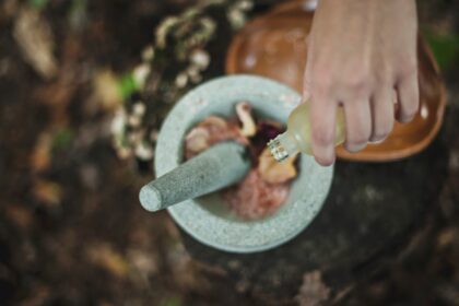 découvrez notre nettoyant désinfectant naturel, efficace et respectueux de l'environnement. idéal pour assainir votre maison tout en préservant la santé de votre famille et de la planète.