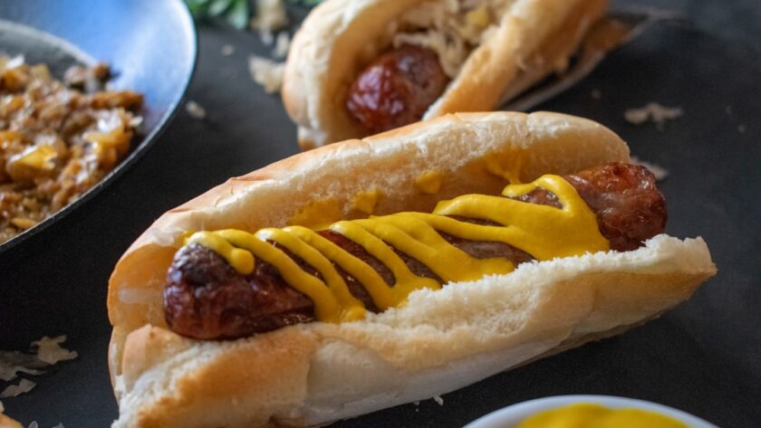 découvrez le sauerkraut, une délicieuse choucroute fermentée, riche en saveurs et en bienfaits pour la santé. idéale pour accompagner vos plats ou se déguster seule, elle apporte une touche d'authenticité à votre cuisine tout en favorisant votre digestion.