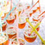 découvrez un savoureux mélange de fruits frais avec notre délicieux fruit cocktail. parfait pour une collation saine, un dessert rafraîchissant ou un événement spécial, ce mélange coloré saura éveiller vos sens et apporter une touche de fraîcheur à vos repas.