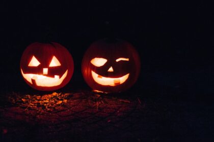 découvrez des recettes d'automne réconfortantes et savoureuses, mettant en valeur les ingrédients de saison tels que les courges, les pommes et les épices chaudes. préparez-vous à régaler vos proches avec des plats chaleureux qui célèbrent les saveurs de l'automne.