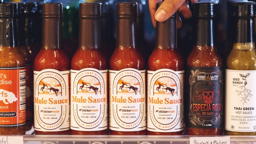 découvrez notre large sélection de sauces savoureuses pour rehausser vos plats et sublimer vos recettes. que ce soit pour des grillades, des pâtes ou des salades, trouvez la sauce parfaite qui apportera une touche délicieuse à chacune de vos créations culinaires.