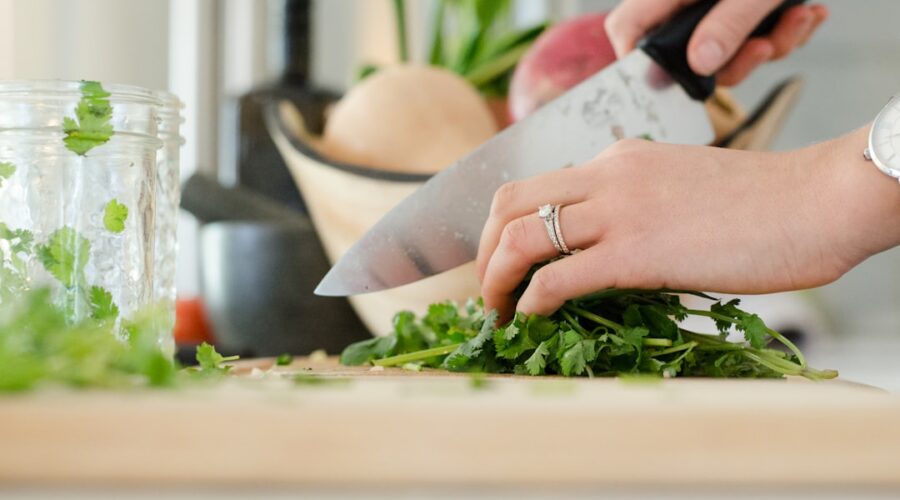découvrez une sélection de recettes saines et délicieuses pour améliorer votre bien-être et varier votre alimentation. que vous soyez à la recherche de plats équilibrés, de collations nutritives ou de desserts allégés, trouvez l'inspiration pour cuisiner sain tout en vous régalant.