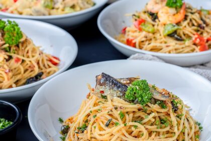découvrez la recette de notre délicieuse pizza maison, facile à préparer et personnalisable selon vos envies. avec des ingrédients frais et savoureux, créez la pizza parfaite qui ravira les papilles de toute la famille.