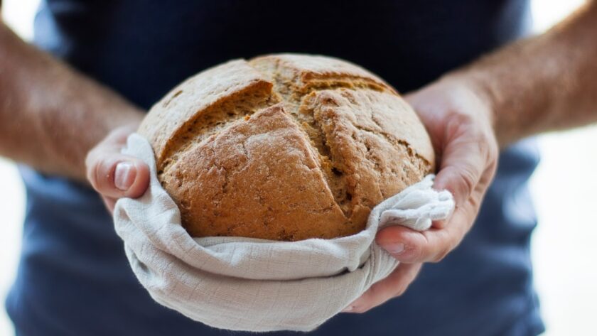 découvrez notre savoureuse recette de morue cuite au four. un plat sain et délicieux, facile à préparer, qui ravira vos papilles avec ses arômes délicats et sa texture fondante.