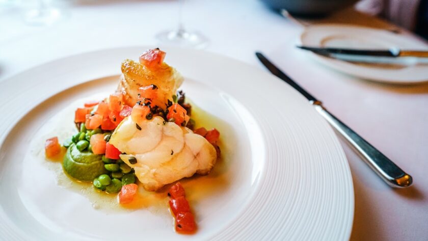 découvrez la richesse de la cuisine traditionnelle, où chaque plat raconte une histoire et célèbre des saveurs authentiques. plats faits maison, ingrédients locaux et recettes ancestrales se combinent pour vous offrir une expérience culinaire inoubliable.