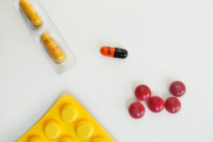 découvrez des remèdes efficaces contre la sinusite pour soulager la douleur et l'inconfort. apprenez des méthodes naturelles et des astuces pour décongestionner vos sinus et retrouver un souffle libre.