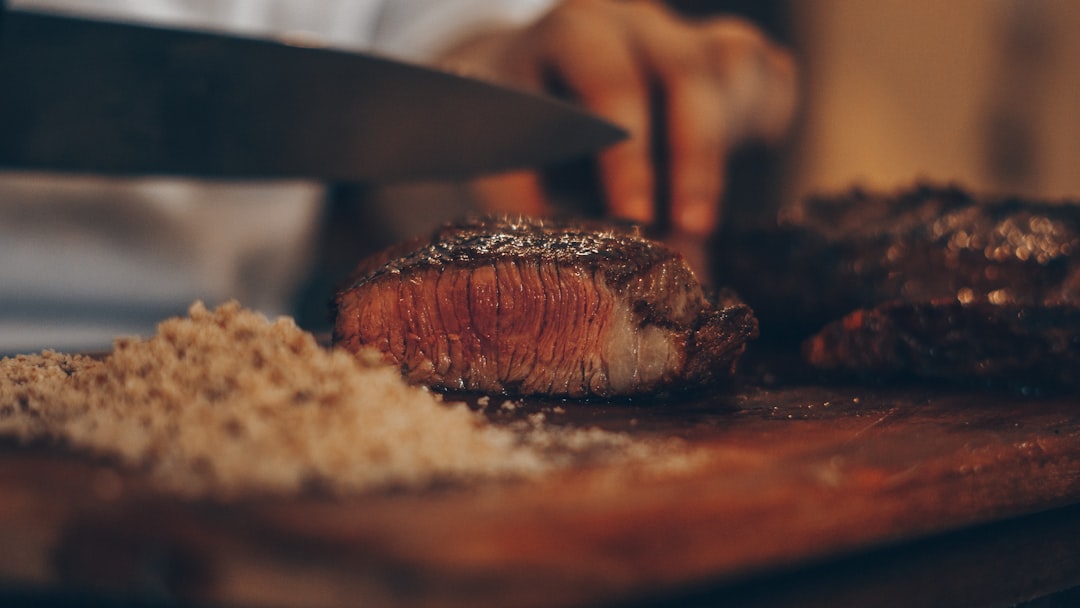 découvrez les meilleures astuces et recettes pour réussir votre barbecue ! profitez de conseils sur les techniques de cuisson, le choix des ingrédients et des idées d'accompagnements pour des grillades savoureuses et des moments inoubliables en plein air.