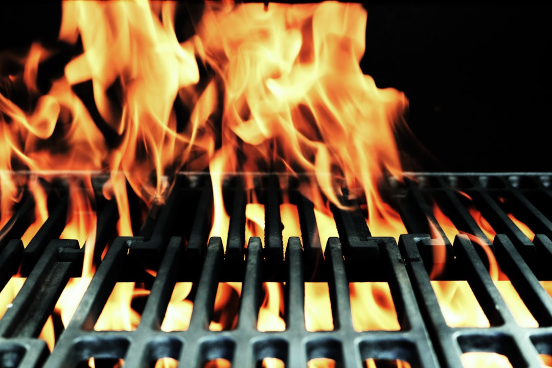 découvrez l'art du barbecue avec nos conseils, recettes savoureuses et astuces pour des grillades parfaites. que vous soyez débutant ou expert, transformez vos soirées d'été en moments inoubliables autour d'un bon repas en plein air.