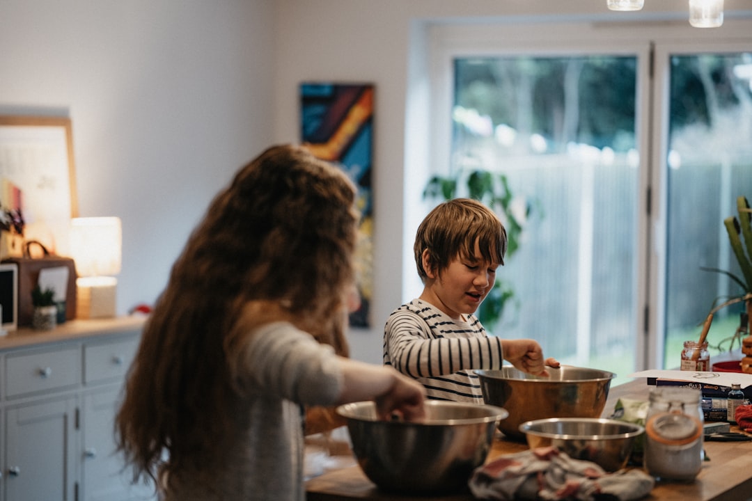découvrez des astuces et recettes abordables pour cuisiner sans se ruiner. transformez votre budget en un atout gourmet grâce à nos conseils et inspirations culinaires !
