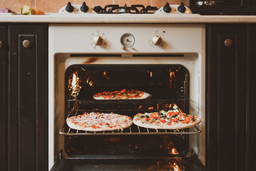 découvrez des recettes économiques et savoureuses avec notre guide de budget cooking. apprenez à cuisiner des plats délicieux sans vous ruiner, tout en optimisant vos dépenses en alimentation. idéal pour ceux qui souhaitent allier gastronomie et économies.