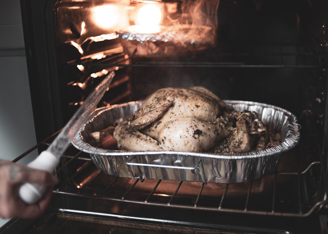 découvrez une délicieuse recette de poulet qui saura ravir vos papilles. facile à préparer, elle combine des ingrédients savoureux pour un plat tendre et juteux. parfaite pour vos repas en famille ou entre amis!
