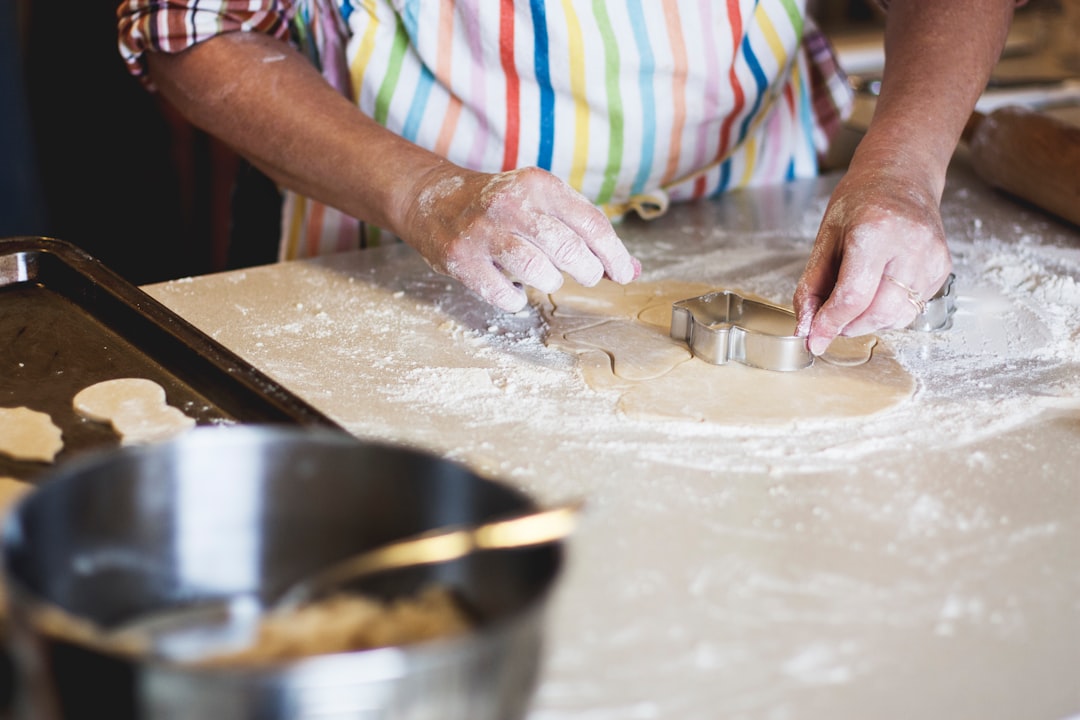 découvrez les diverses traditions culinaires à travers le monde, une exploration des recettes ancestrales, des techniques de cuisson uniques et des ingrédients locaux qui font la richesse de chaque culture.