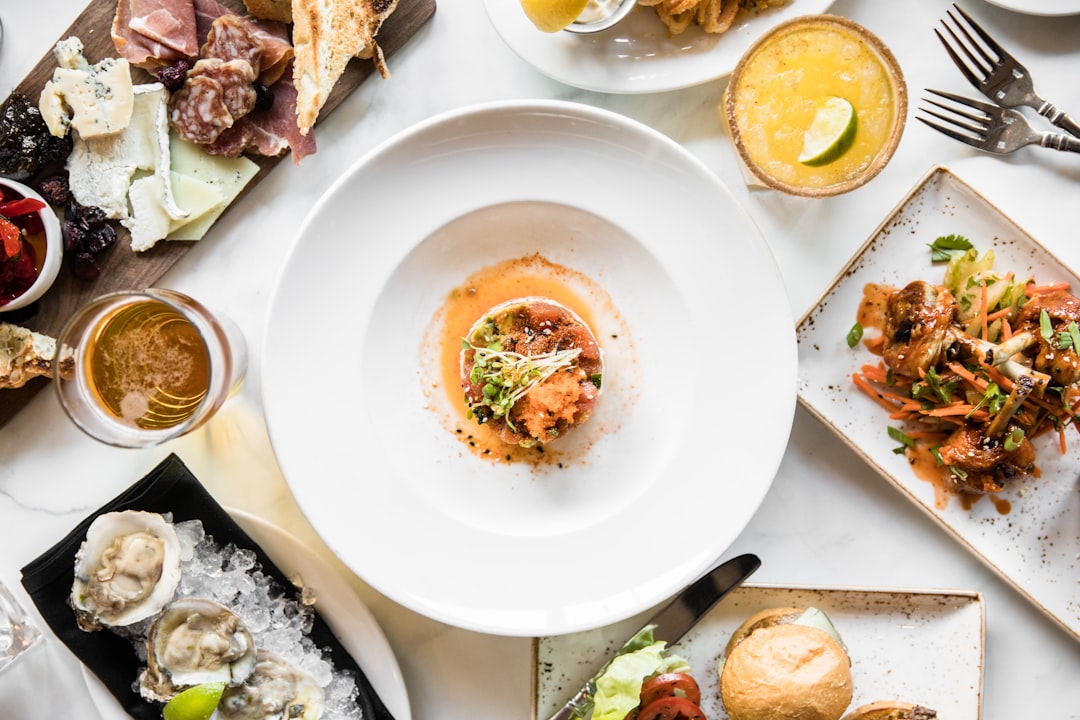 découvrez des idées d'apéritifs faciles à préparer pour toutes vos occasions. ces recettes simples et savoureuses raviront vos invités et vous permettront de profiter au maximum de vos soirées.