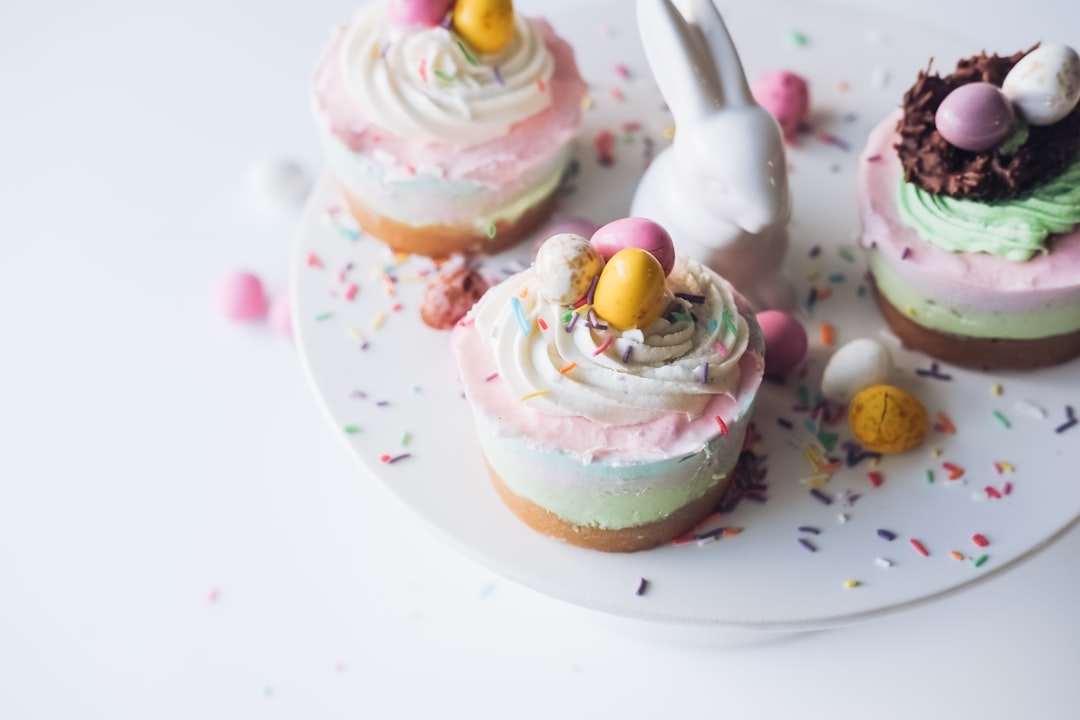 découvrez une recette de gâteau facile à réaliser qui ravira vos papilles ! idéale pour les débutants, cette préparation simple vous permettra de créer un délicieux dessert en un rien de temps. parfait pour toutes les occasions, suivez nos étapes claires et savourez un gâteau fait maison.