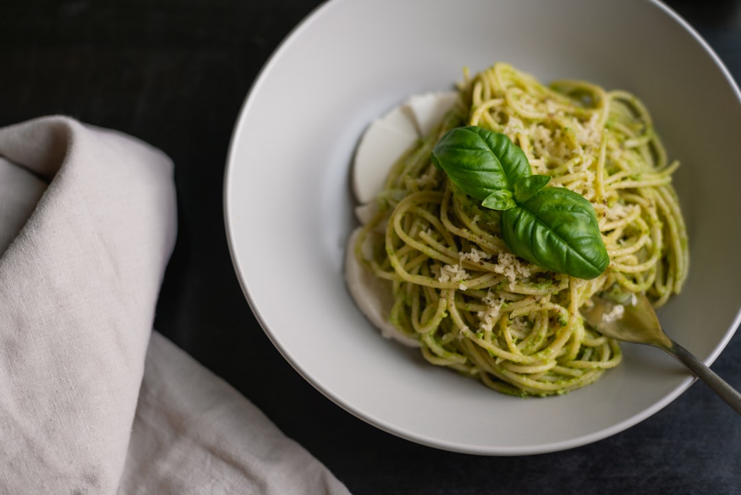 découvrez cette recette de pùte facile à préparer en un rien de temps ! parfaite pour les repas en famille ou entre amis, elle allie simplicité et saveurs délicieuses pour ravir vos convives.