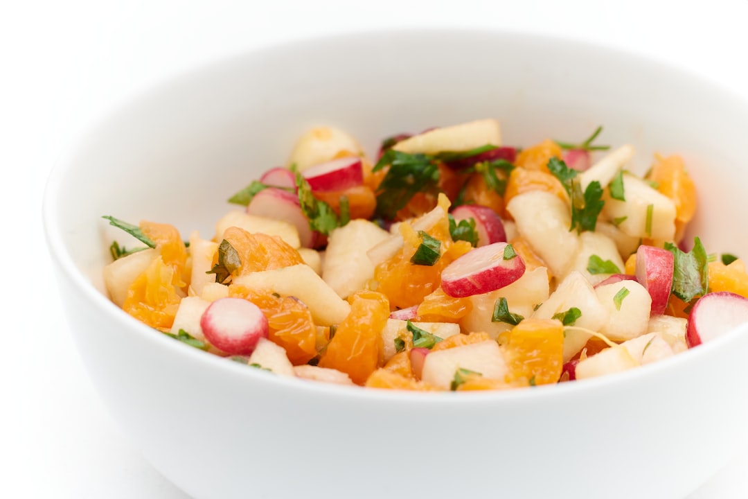 découvrez notre délicieuse recette de salade de fruits, un mélange rafraîchissant de vos fruits préférés, parfait pour une collation saine et colorée. éveillez vos papilles avec cette explosion de saveurs naturelles, idéale pour toutes les occasions.