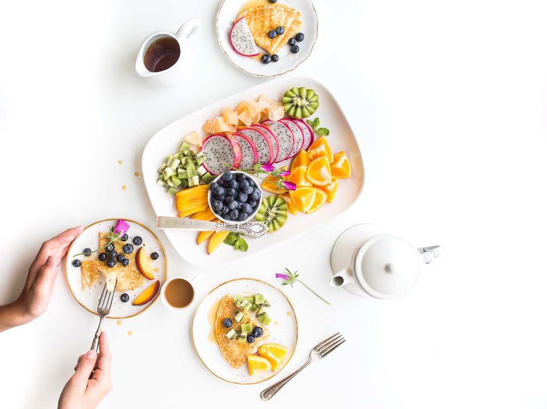 découvrez une variété savoureuse et nutritive de fruits frais, idéaux pour une alimentation saine et équilibrée. explorez les bienfaits pour la santé, des recettes délicieuses et des conseils pour intégrer ces trésors de la nature dans votre quotidien.