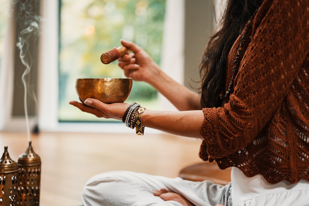 découvrez les bienfaits de la guérison naturelle pour l'esprit et le corps. explorez des techniques de guérison holistique, des conseils pratiques et des ressources inspirantes pour favoriser votre bien-être et retrouver l'harmonie intérieure.