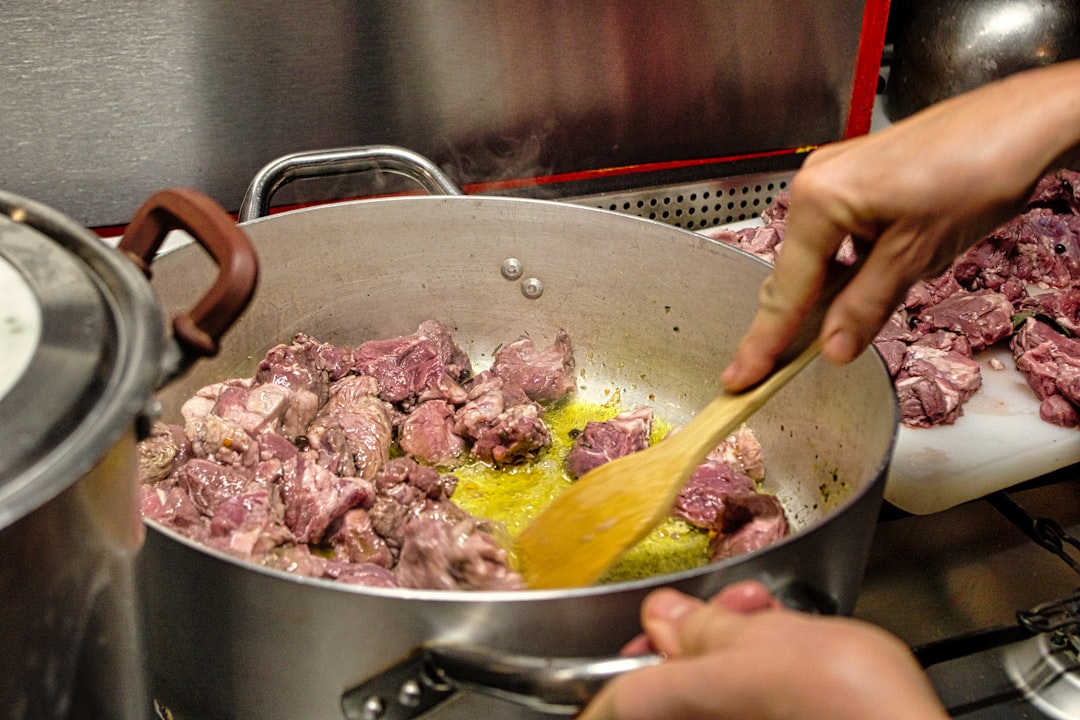 découvrez la polenta, un délicieux plat traditionnel italien à base de maïs, parfait pour accompagner vos repas ou en tant que plat principal. facile à préparer et personnalisable, la polenta est idéale pour tous les amateurs de cuisine savoureuse et réconfortante.