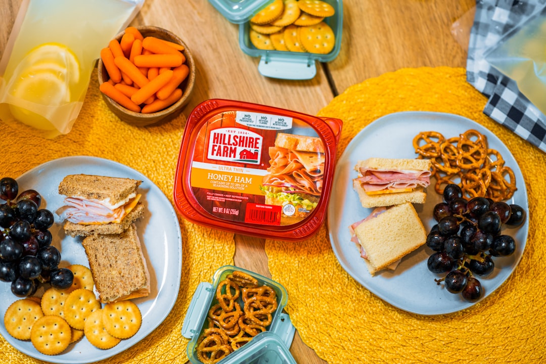 découvrez notre délicieuse recette de sandwich, facile à préparer et personnalisable selon vos envies. parfaite pour un repas rapide, un pique-nique ou un déjeuner au bureau, cette recette vous guide étape par étape pour créer le sandwich idéal.