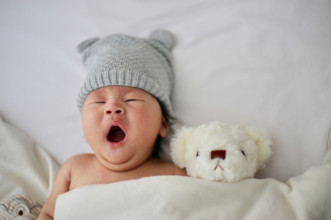 découvrez tout sur le sommeil : ses bienfaits, conseils pour améliorer la qualité de votre sommeil et astuces pour vaincre l'insomnie. plongez dans les mystères du sommeil et apprenez à mieux vous reposer.