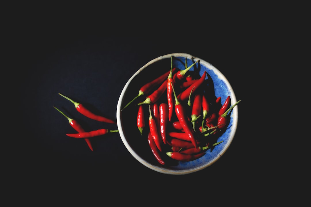 découvrez l'univers envoûtant des saveurs épicées avec notre guide sur les plats épicés. rehaussez vos recettes avec des ingrédients piquants et apprenez à maîtriser l'art de la cuisine parfumée. parfait pour les amateurs de sensations fortes!