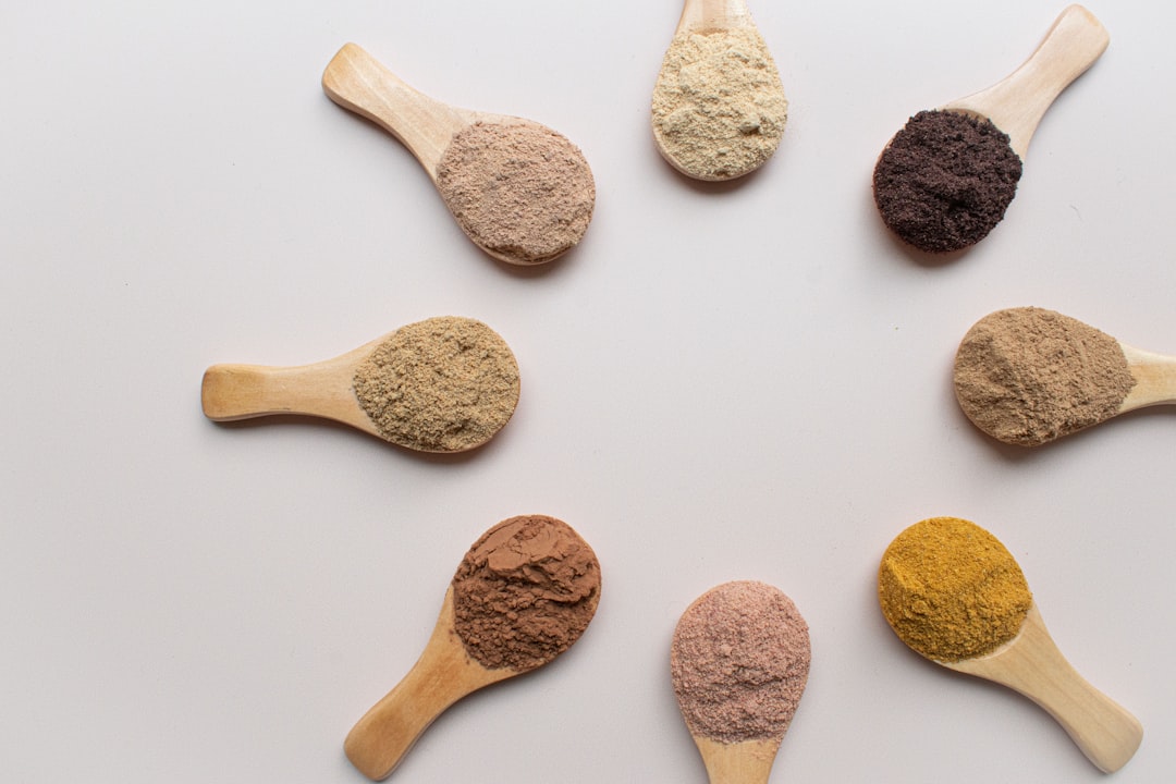 découvrez les superfoods, ces aliments riches en nutriments qui boostent votre santé et votre énergie. apprenez à intégrer ces super-aliments dans votre alimentation quotidienne pour bénéficier de leurs bienfaits exceptionnels.