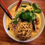 découvrez les multiples bienfaits du lemongrass, une herbe aromatique prisée pour ses arômes citriques et ses propriétés anti-inflammatoires. apprenez à l'utiliser en cuisine et dans vos recettes de bien-être.