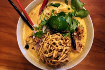 découvrez les multiples bienfaits du lemongrass, une herbe aromatique prisée pour ses arômes citriques et ses propriétés anti-inflammatoires. apprenez à l'utiliser en cuisine et dans vos recettes de bien-être.