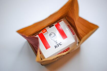 découvrez le réconfort inégalé de la comfort food : des plats savoureux et réconfortants qui éveillent des souvenirs d'enfance et apportent chaleur et bonheur à chaque bouchée. que ce soit des macaroni au fromage, une soupe maison ou un gâteau moelleux, plongez dans un univers gourmand où chaque recette est une invitation à la convivialité.