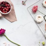 découvrez une soirée inoubliable pour la saint-valentin avec un dîner romantique, savourez des plats exquis dans une ambiance chaleureuse et intime, parfait pour célébrer l'amour.