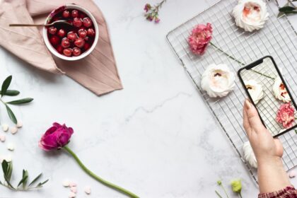 découvrez une soirée inoubliable pour la saint-valentin avec un dîner romantique, savourez des plats exquis dans une ambiance chaleureuse et intime, parfait pour célébrer l'amour.