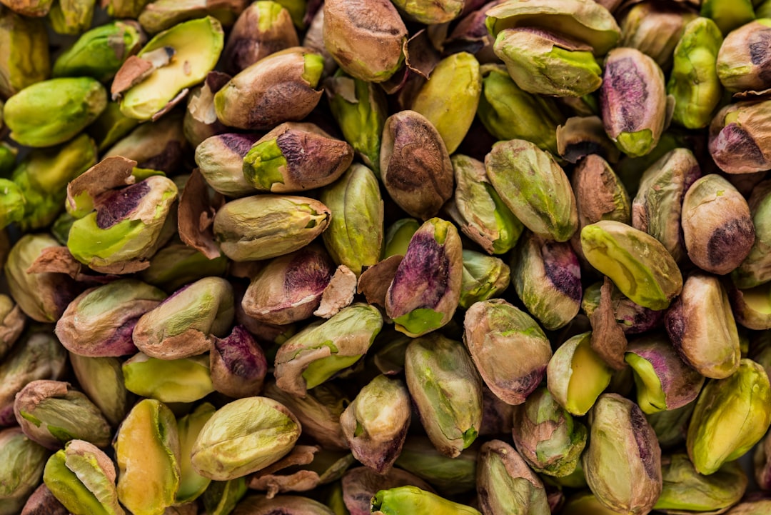 découvrez tout sur les artichauts : leurs bienfaits nutritionnels, des recettes délicieuses et des conseils pour les cuisiner. apprenez à intégrer ce légume savoureux dans votre alimentation pour une santé optimale.