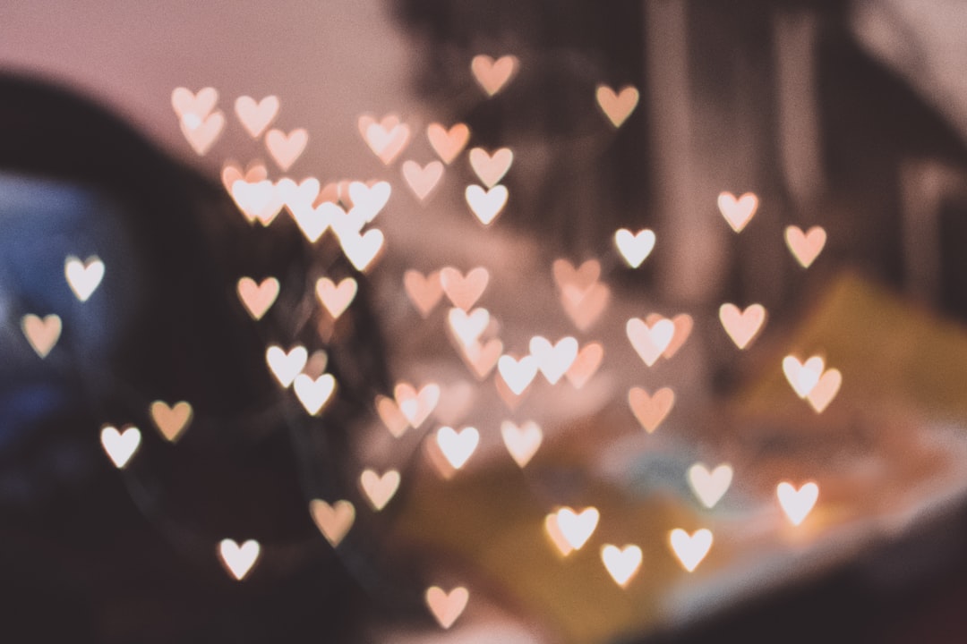 découvrez l'art de célébrer chaque moment de la vie avec joie et créativité. que ce soit un anniversaire, un mariage ou une simple réunion entre amis, nous vous guidons à travers des idées inspirantes, des conseils pratiques et des astuces pour rendre toutes vos célébrations inoubliables.