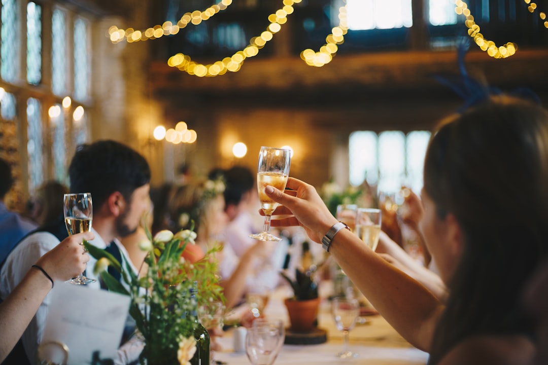 découvrez des idées inspirantes et des conseils pour organiser des célébrations mémorables, qu'il s'agisse d'anniversaires, de mariages ou d'événements festifs. faites de chaque moment un souvenir inoubliable!
