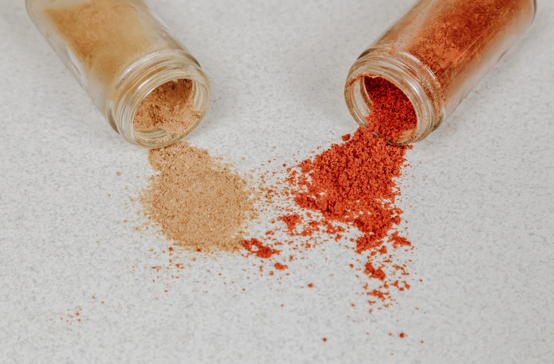découvrez les bienfaits et usages du cumin, une épice aromatique aux nombreuses vertus. plongez dans l'univers savoureux du cumin, ses propriétés nutritionnelles et des recettes délicieuses pour rehausser vos plats.