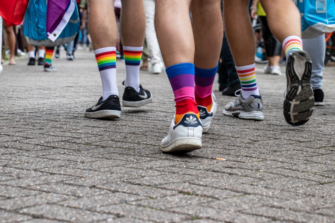 découvrez l'importance de l'inclusion dans notre société moderne. apprenez comment promouvoir la diversité, l'égalité des chances et le respect de chacun, afin de créer un environnement où tous se sentent valorisés et respectés.