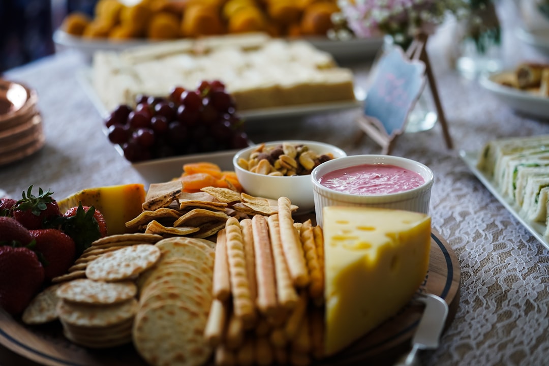 découvrez une sélection raffinée d'apéritifs savoureux qui éveilleront vos sens. que ce soit pour un dîner entre amis ou une occasion spéciale, nos recettes d'apéritifs allient créativité et goût pour commencer votre repas en beauté.