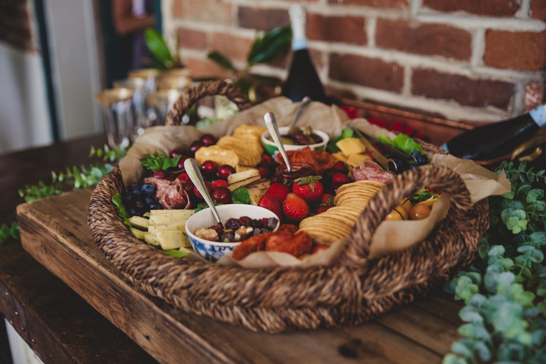 découvrez des recettes d'apéritifs savoureux et originaux pour toutes vos occasions. éveillez les papilles de vos invités avec des bouchées délicieuses et faciles à préparer.