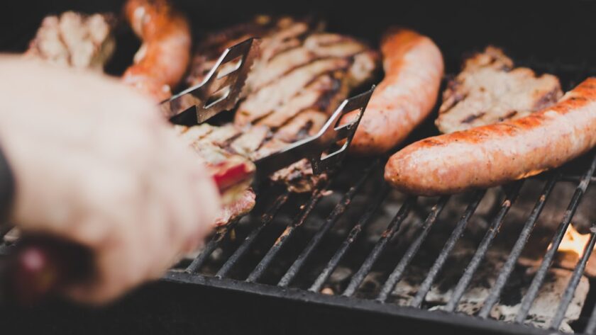 découvrez l'art du barbecue avec nos conseils, recettes et astuces pour des grillades succulentes. transformez vos repas en une expérience conviviale et savoureuse !