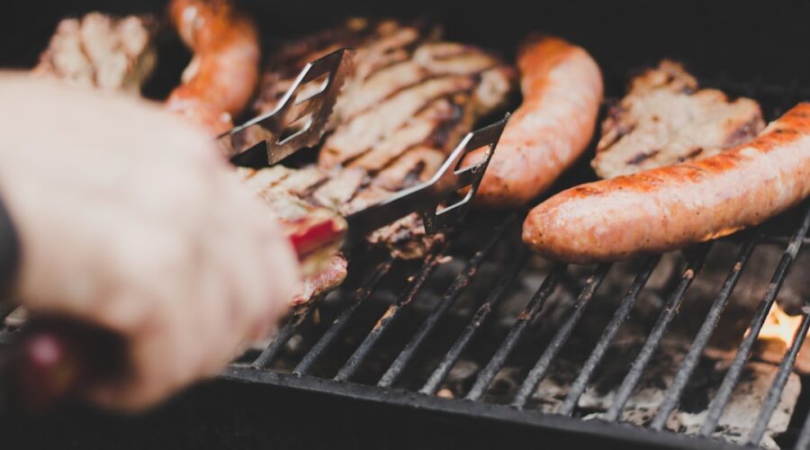 découvrez l'art du barbecue avec nos conseils, recettes et astuces pour des grillades succulentes. transformez vos repas en une expérience conviviale et savoureuse !
