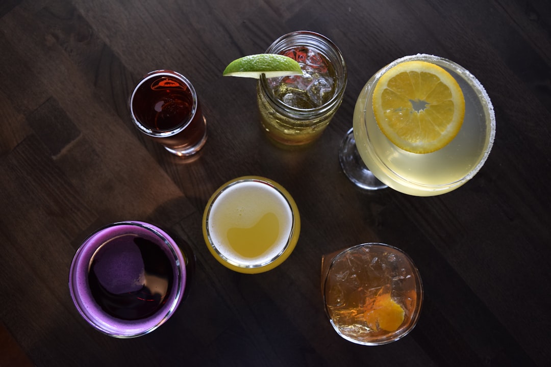 découvrez notre large sélection de boissons, des rafraîchissements pétillants aux délicieuses infusions, pour tous les goûts et toutes les occasions.
